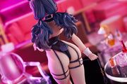 Ilustración de Sue en otro lugar La obediente Hina Verna (versión descalza) Figura a escala 1/6