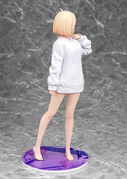 Phat Company Lycoris Recoil Chisato Nishikigi (Oversized Sweatshirt Ver.) 1/7 Scale Figure