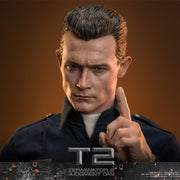 Hot Toys 1/6 MMS774 Terminator 2 Judgment Day T-1000