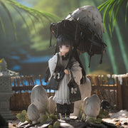 Figura Coprinus comatus a escala 1/1 de la serie The Mushroom Girls n.º 4 de Reverse Studio