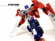APC Toys APC-001 Attack Prime TFP Optimus Prime versión transparente con ruedas negras