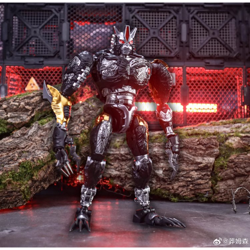 TransArt BWM-09B TransMetal Ravage Black Version