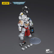 JOYTOY JT7219 - Warhammer 40k 1:18 Uitramarines Apotheker Biologis