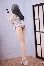 Kawa Design Hitomio Illustration Selfie Girl 1/6 Scale Figure