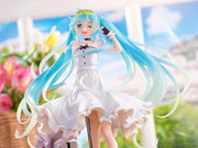 Wonderful Works Vocaloid Hatsune Miku GT Project Racing Miku (2021 Vacation Style Ver.) 1/7 Scale Figure