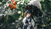 Figura Coprinus comatus a escala 1/1 de la serie The Mushroom Girls n.º 4 de Reverse Studio
