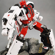 [Pre-Order] Generation Toy Guardian GT-08C Bulance Defensor First Aid