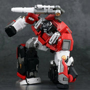 Generation Toy GT-11 Redbull Sideswipe