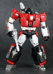 Generation Toy GT-11 Redbull Sideswipe
