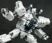 Generation Toy GT-10A Gorilla Optimus Primal Chrome White Version