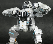 Generation Toy GT-10A Gorilla Optimus Primal Chrome White Version