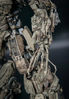 Unique Toys R-05 Desperado Battle Damaged Version（Desert color）