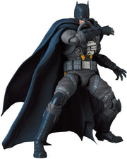 Medicom Toy Batman: Hush MAFEX No.166 Batman (Stealth Jumper Ver.)