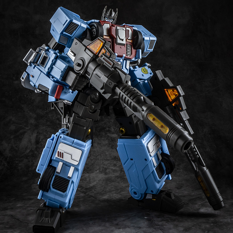 Generation Toy Guardian GT-08E Foo Fighter Inferno Defensor