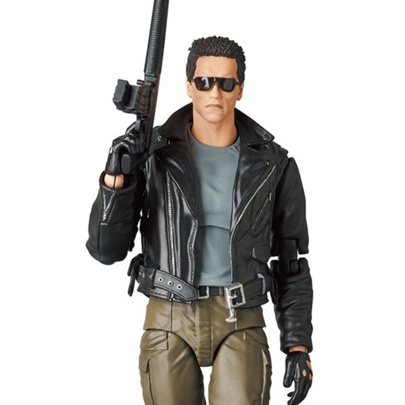 Juguete Medicom El Terminator MAFEX No.176 T-800 