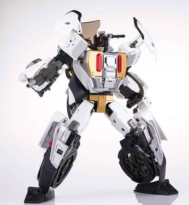 [Pre-Order] Generation Toy Guardian GT-08D Motor Defensor Groove